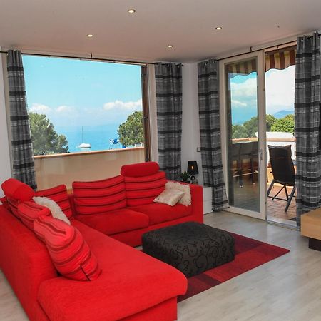 Favola Bella The Panoramic Penthouse Apartment Bardolino Bagian luar foto