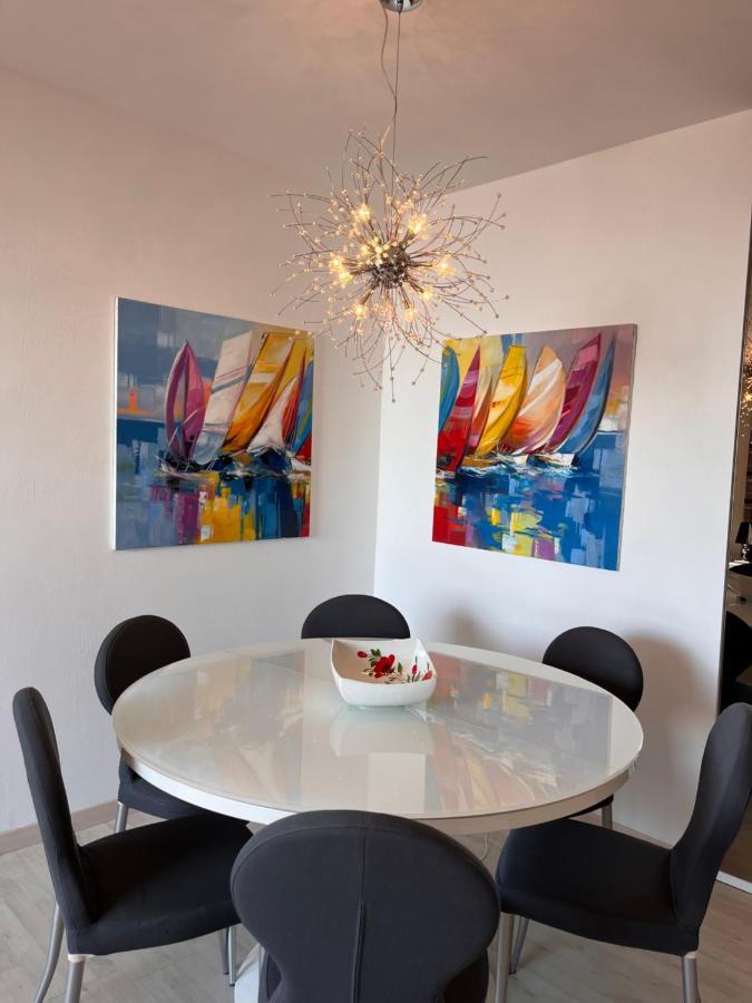 Favola Bella The Panoramic Penthouse Apartment Bardolino Bagian luar foto