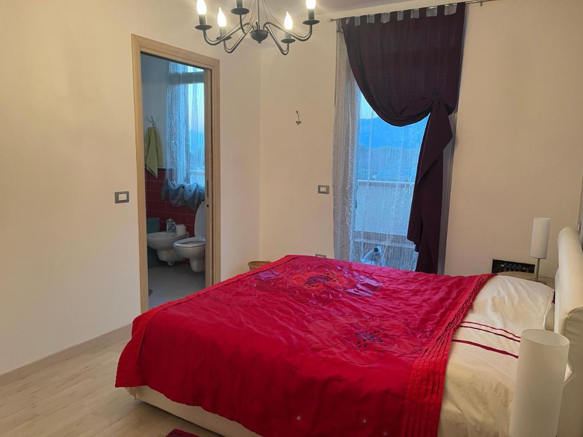 Favola Bella The Panoramic Penthouse Apartment Bardolino Bagian luar foto